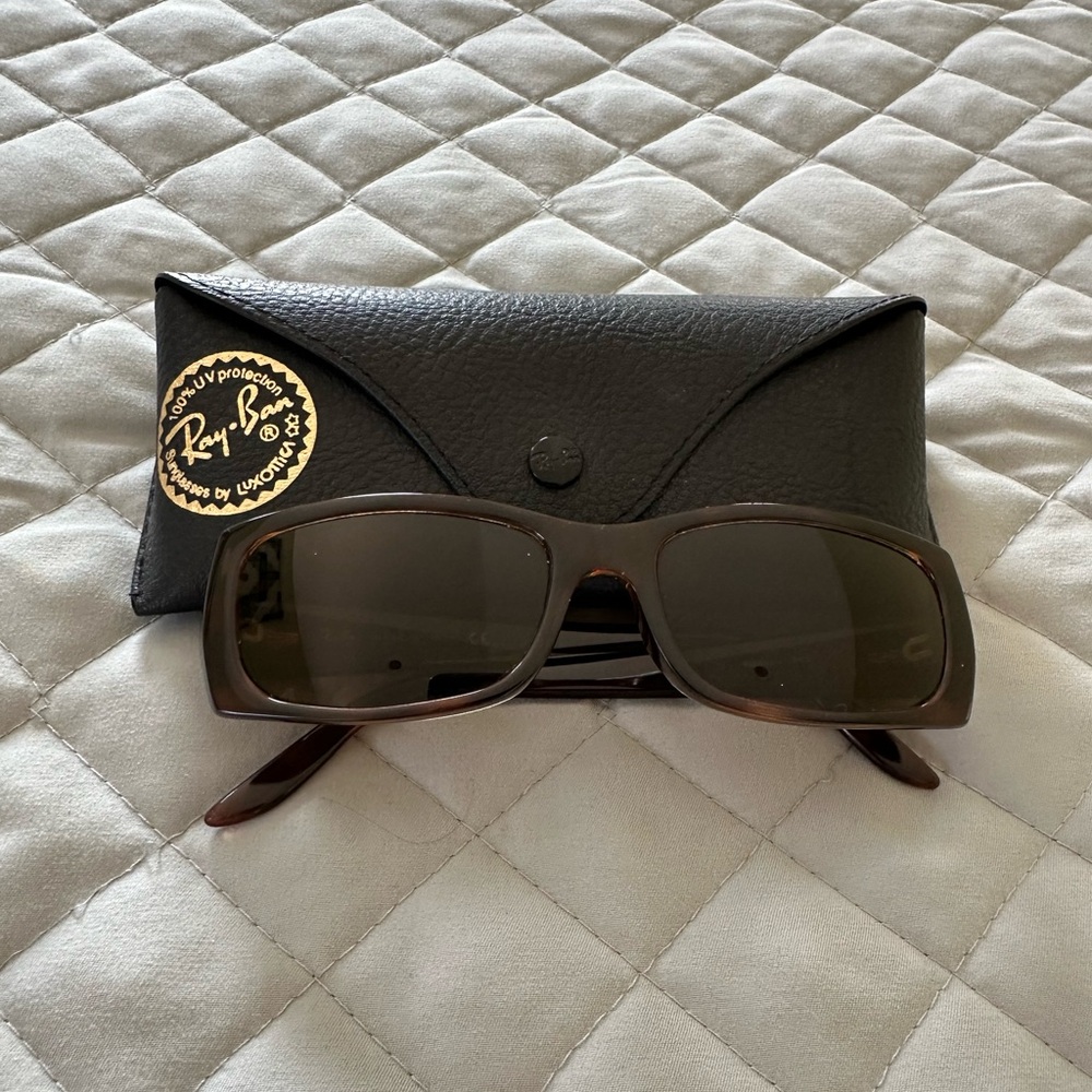Vintage Brown Ray-Ban Sunglasses, with Sunglasses Case